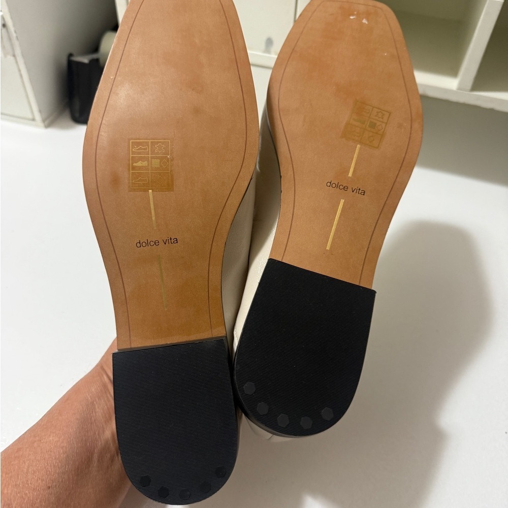 Dolce Vita Beny women's Cream Loafers, in excellent condition - Picture 6 of 16
